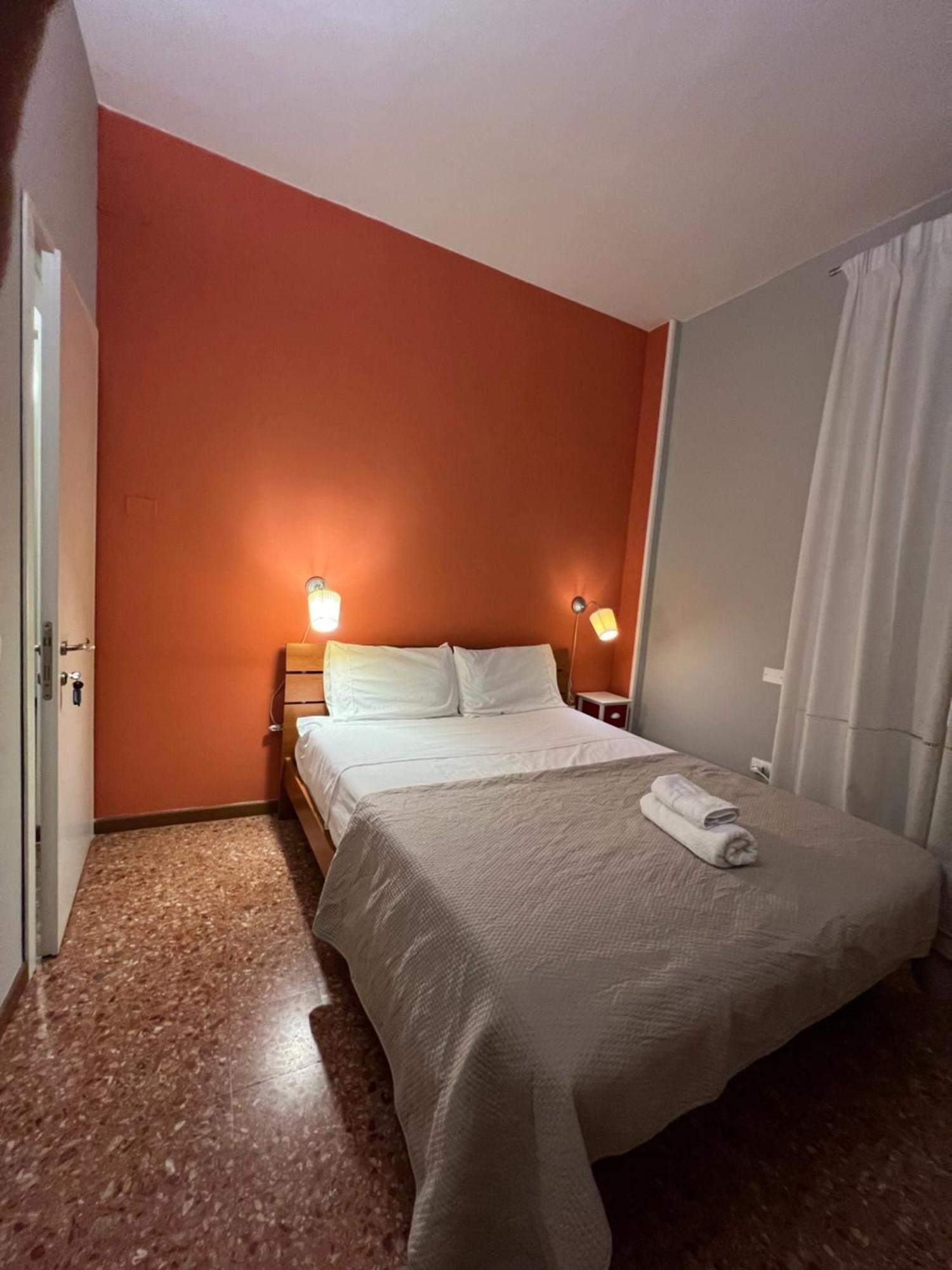 Amrani Rooms Verona Esterno foto