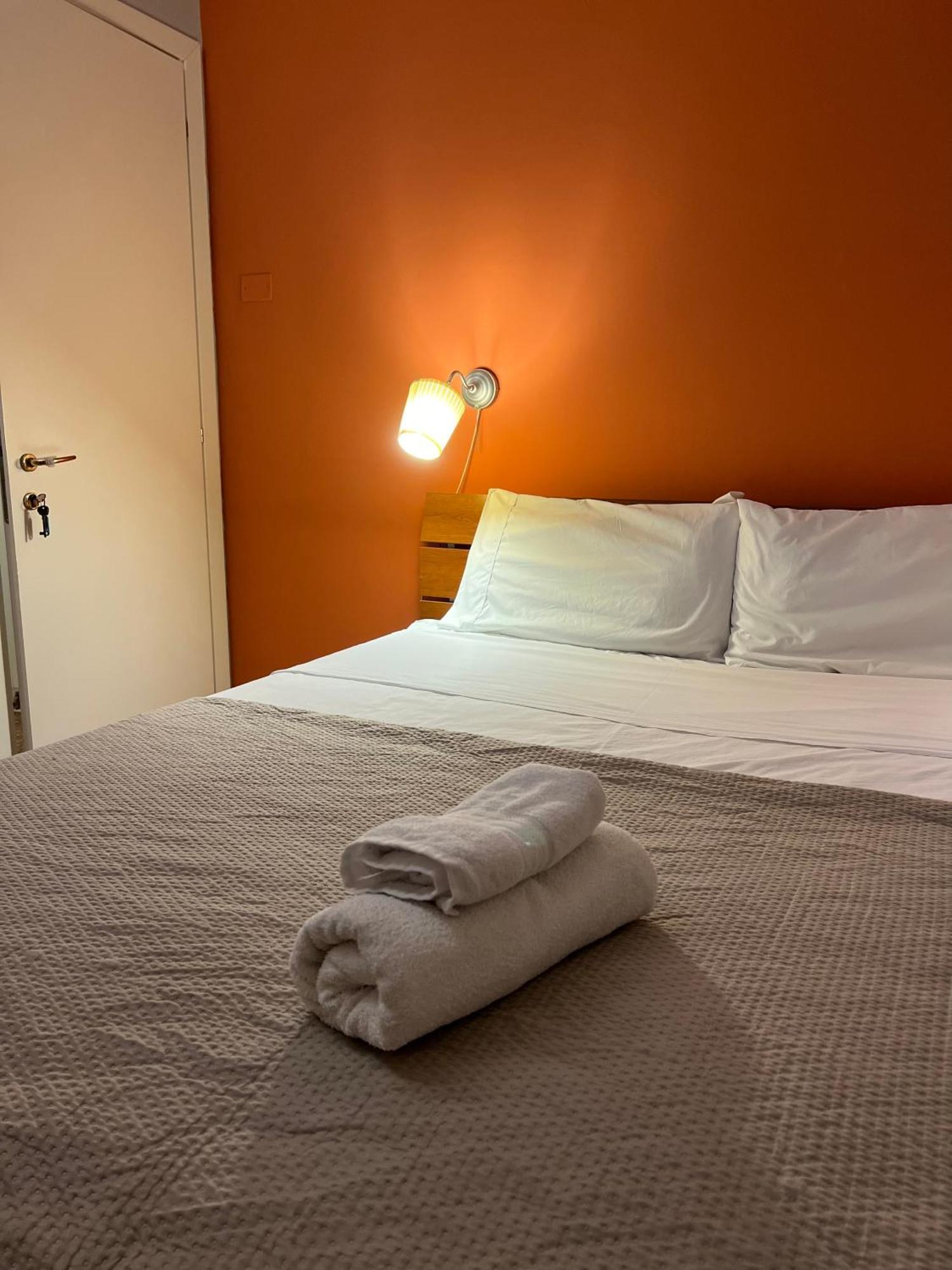 Amrani Rooms Verona Esterno foto