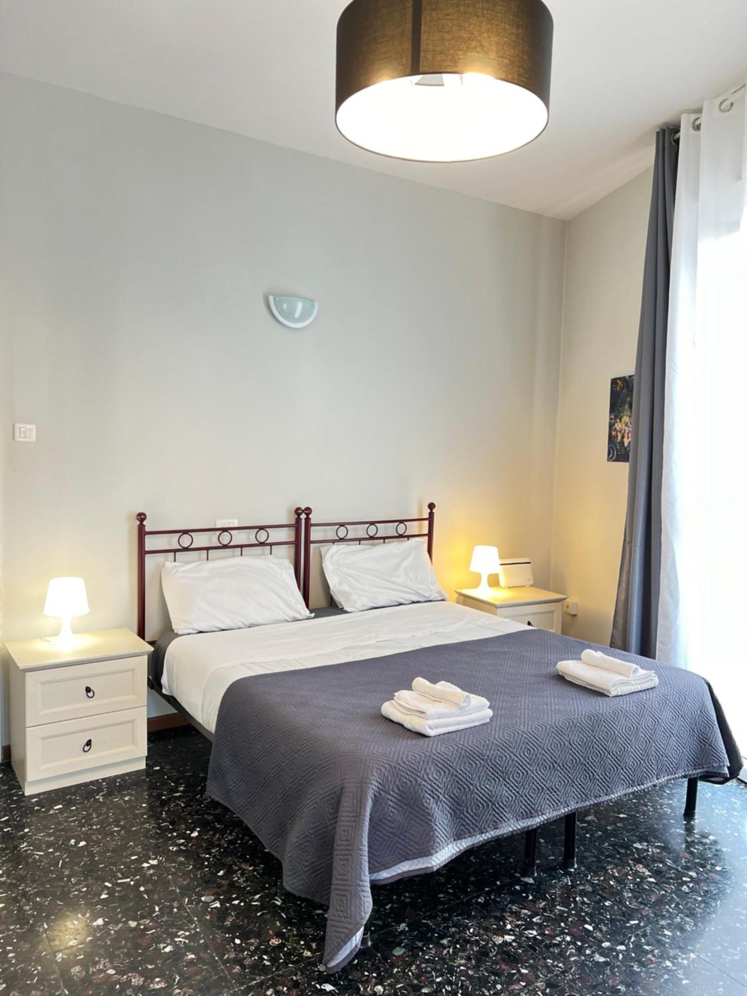 Amrani Rooms Verona Esterno foto